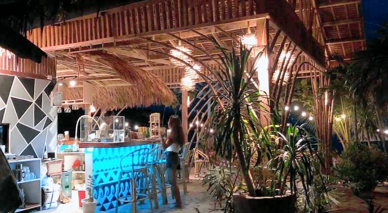 Zhaya's Beach & Cottages — photo 4