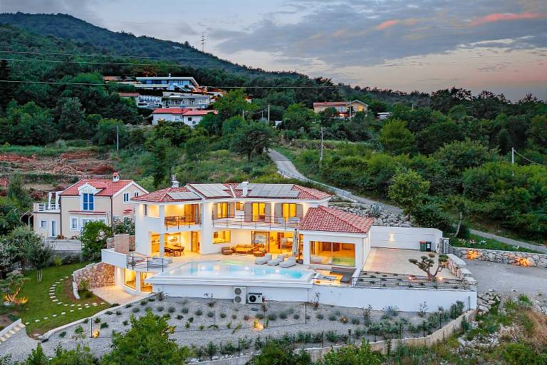 Luxury Villa Dana Indoor Pool and Sauna — photo 2