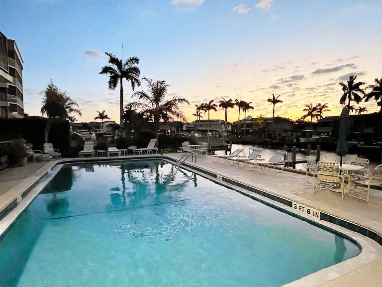 Condo Marco Island