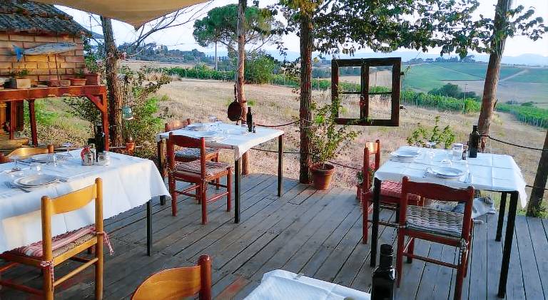 Farm with pool, barbeque & terrace — photo 3