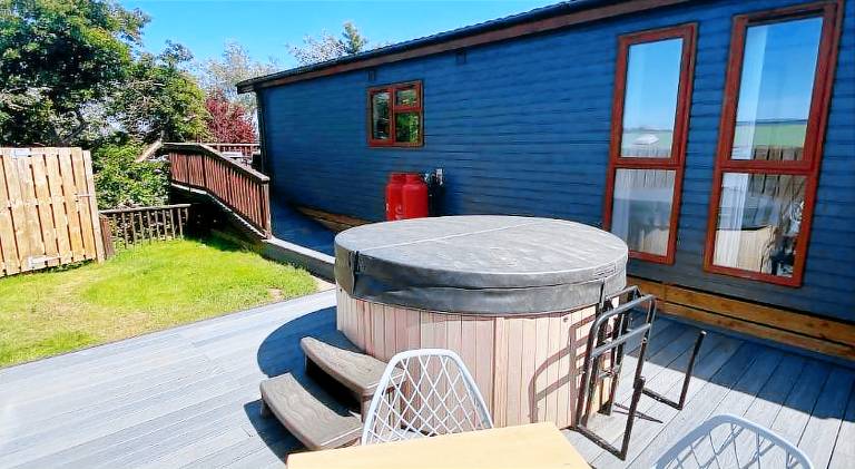 Holiday park  Tirymynach