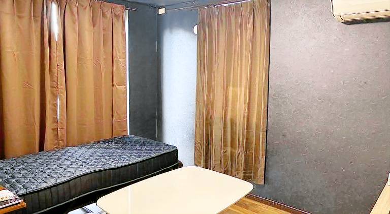 Apartment with 2 rooms for 5 persons in Tokyo