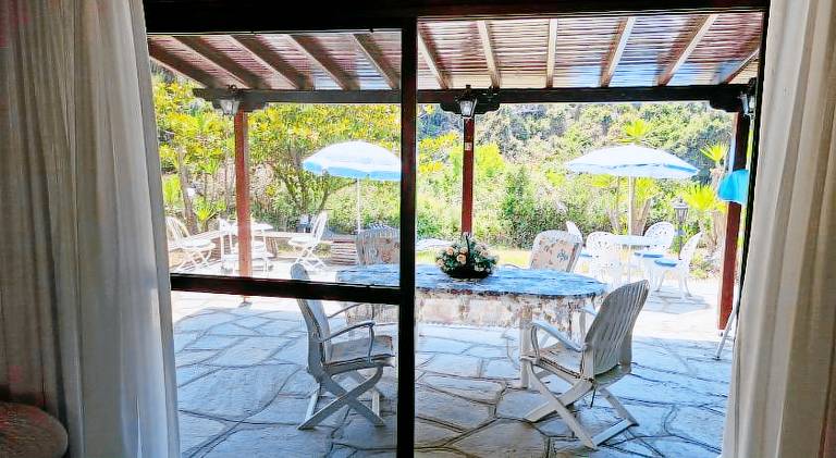 Beachfront Villa - 100m to Beach - Sleeps 10 — photo 5