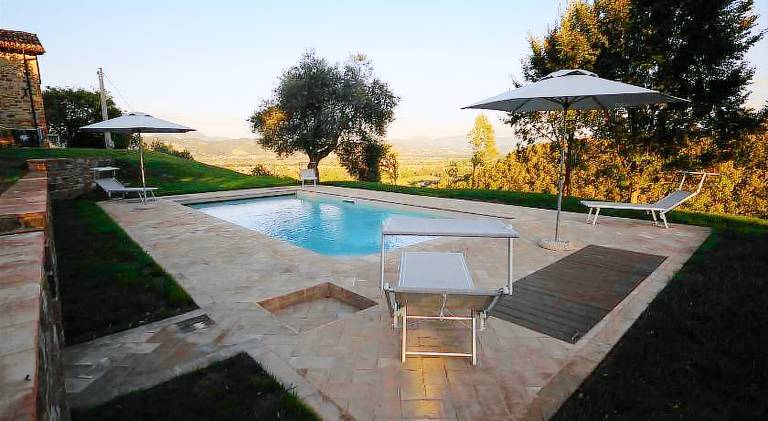 Pleasant farm with terrace, pool & garden | Dogs allowed — photo 2