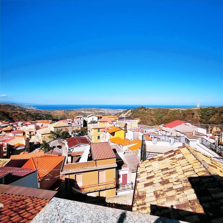 Children-friendly vacation home with patio | Panoramic view | Pet-friendly — photo 2