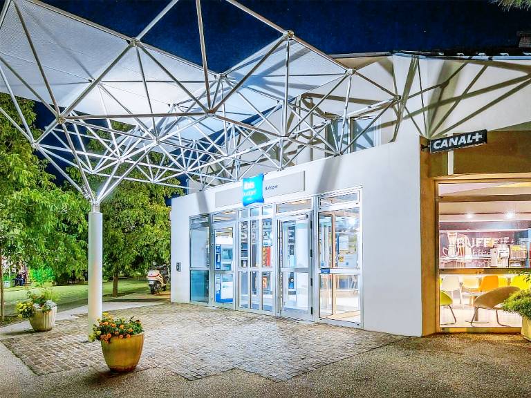 Ibis budget Aubagne Paluds Agora — photo 3