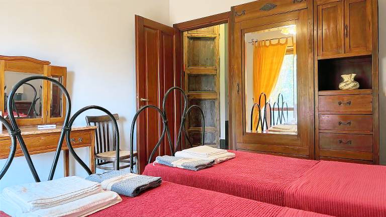 Fully equipped lovely villa with BBQ, private pool & yard | Pets are welcome — photo 4