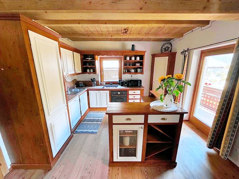 Vacation home with terrace & sauna — photo 4