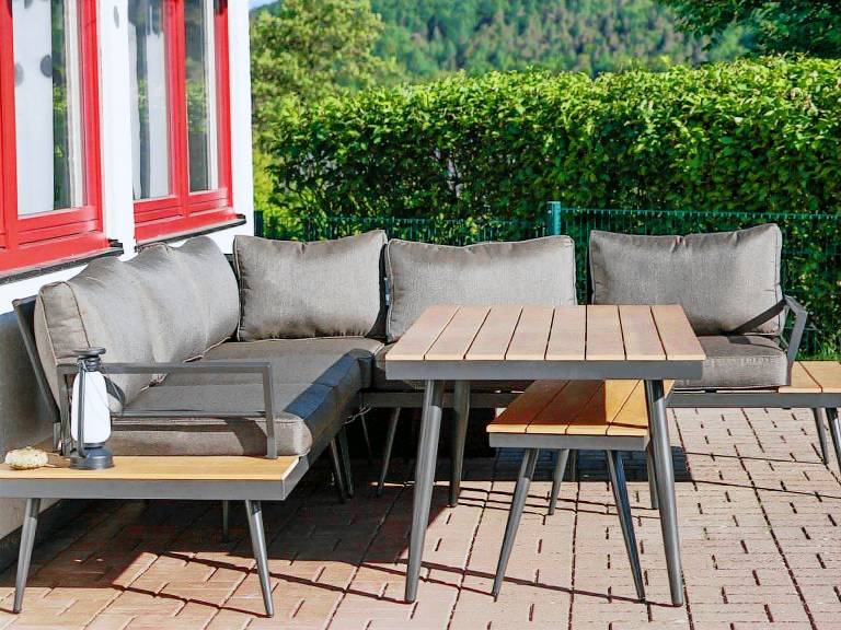 House with patio, barbecue & yard | Nature view — photo 2