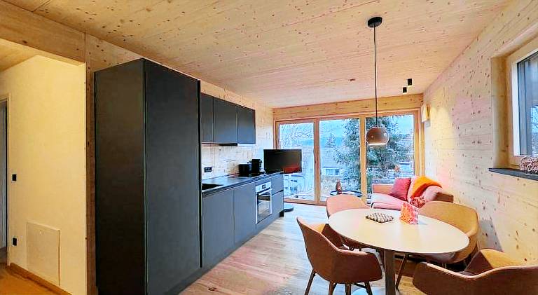 Seeglueck ROSENHOF - naturnah Wohnen im Holz100-Vollholzhaus mit Whirlpool und Garten — photo 2