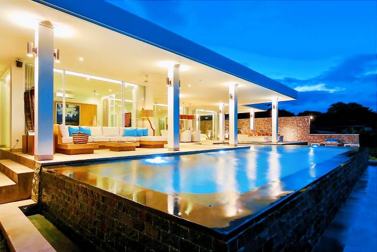 4000 m&sup2; Villa