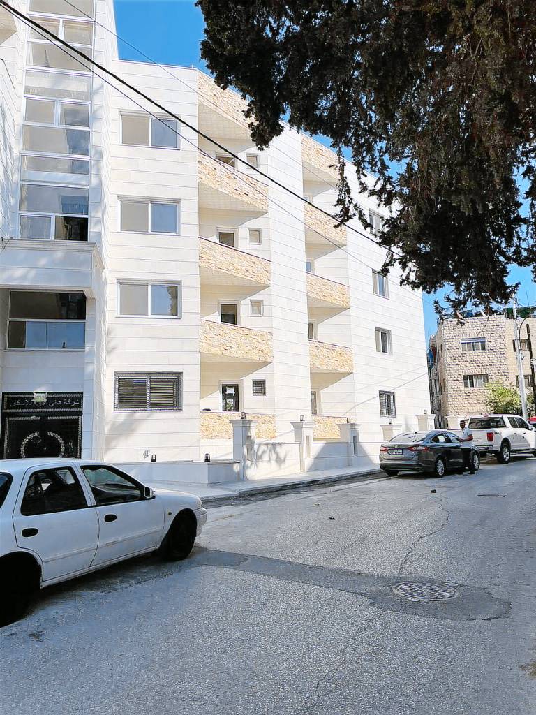 Apartment with yard | Next to Jabal Amman | Pets allowed — photo 5