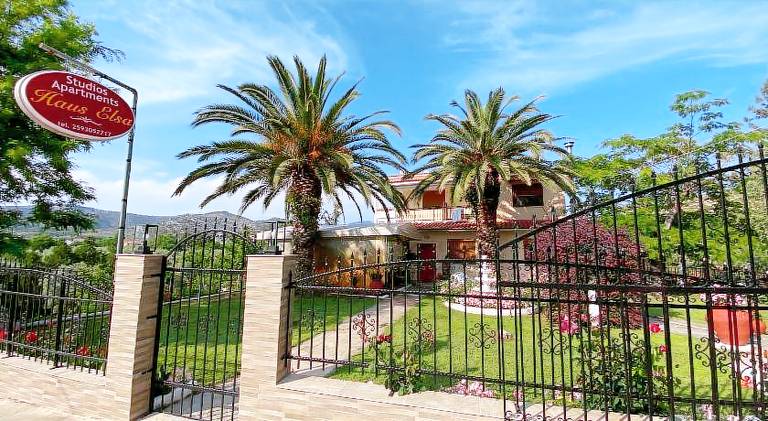 Rental apartment with grill & yard | Beach nearby | Good for workation | Pet-friendly in Thasos