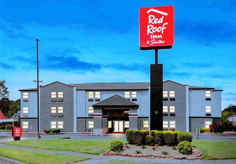 Red Roof Inn & Suites Little Rock — photo 5