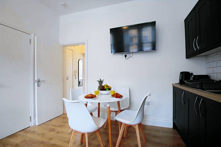 Apartment with 1 room for 4 persons — photo 4