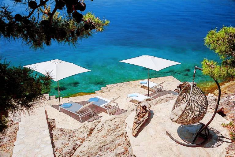 Luxury Villa Sounds of Nature with Pool — photo 5