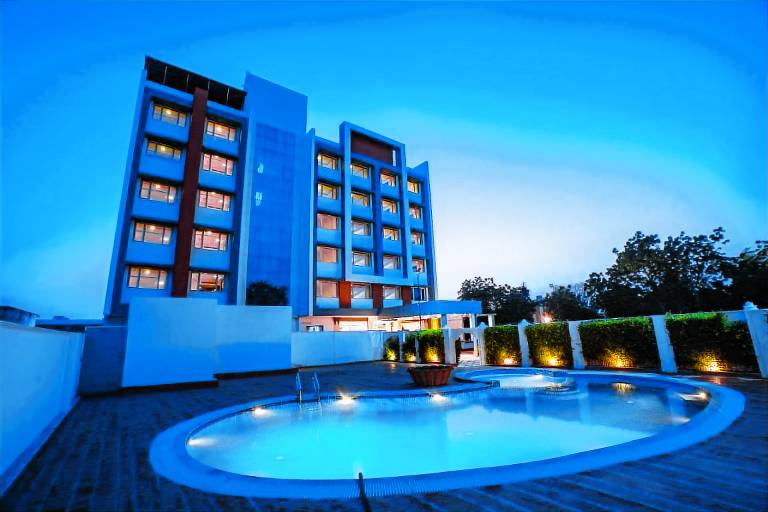 Hotel Madhuram Royale A Unit of SRE Group