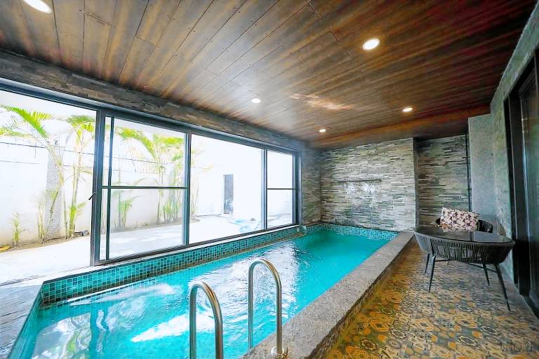 Charming villa with barbeque, pool & yard | Perfect for remote work | Pets allowed — photo 5