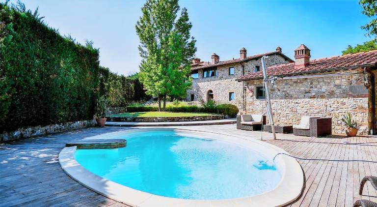 Lovely vacation home with jacuzzi & pool | Pet-friendly in Rignano sull'Arno