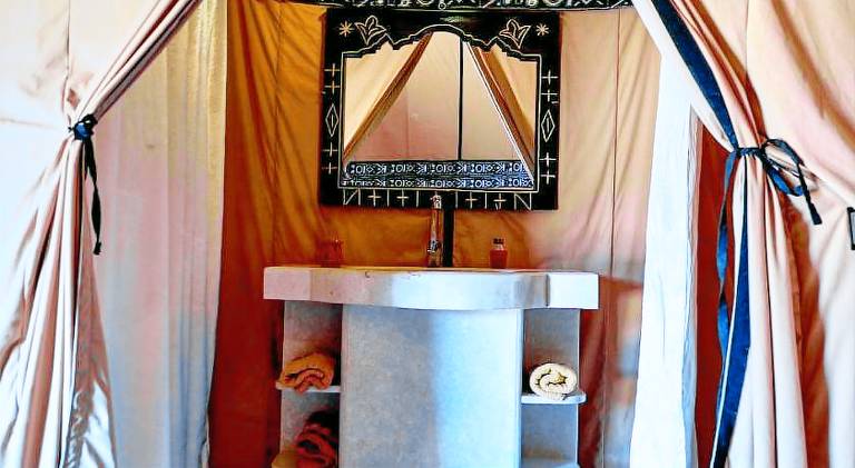 Golden Camel Desert Camp - Merzouga Luxury Camp — photo 5