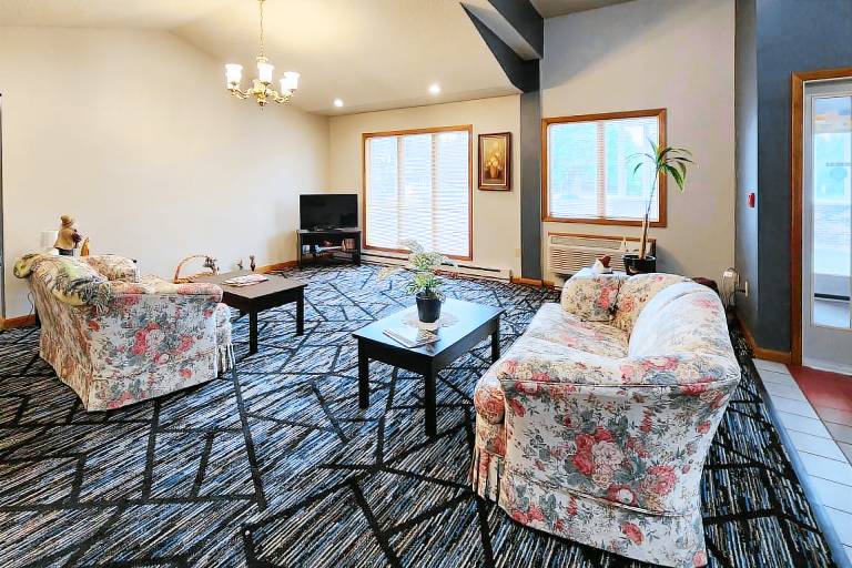 Econo Lodge Lakeshore