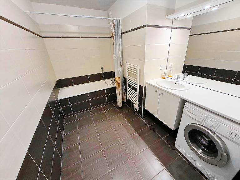 Rental apartment with 2 rooms for 5 persons — photo 3