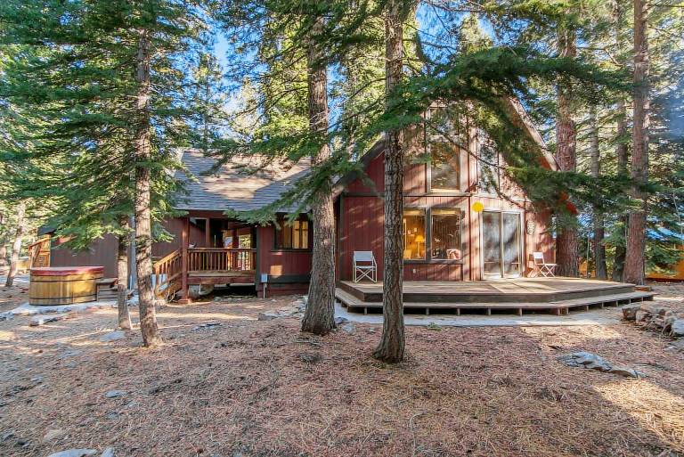 Cabin Donner Lake