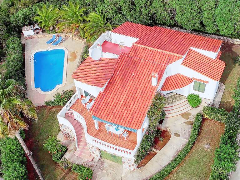 Moderne frische Familienvilla Allondra