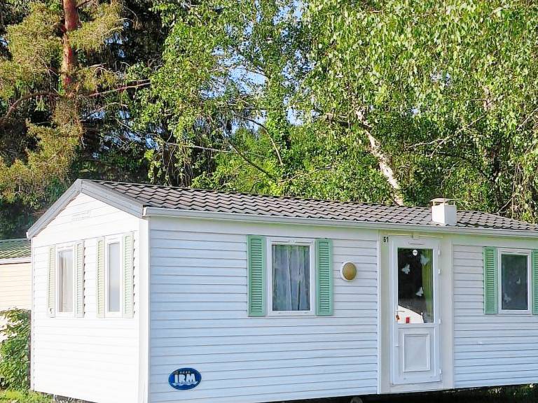 Mobile home with 2 rooms for 4 persons — photo 3
