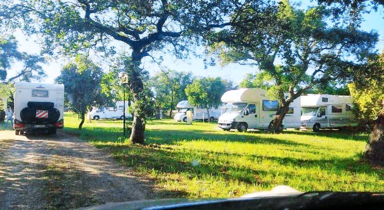 Nuraghe Ruiu Piazzole campeggio Blue Holiday in Oristano