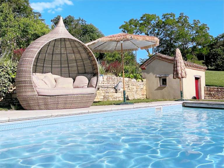 Fully equipped lovely house with private pool & terrace | Pets allowed — photo 2