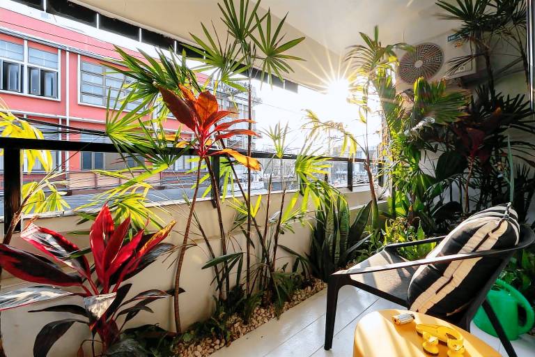 Villa with patio, garden & BBQ | Near Wat Chedi Luang | Perfect for remote work | Pets allowed — photo 4