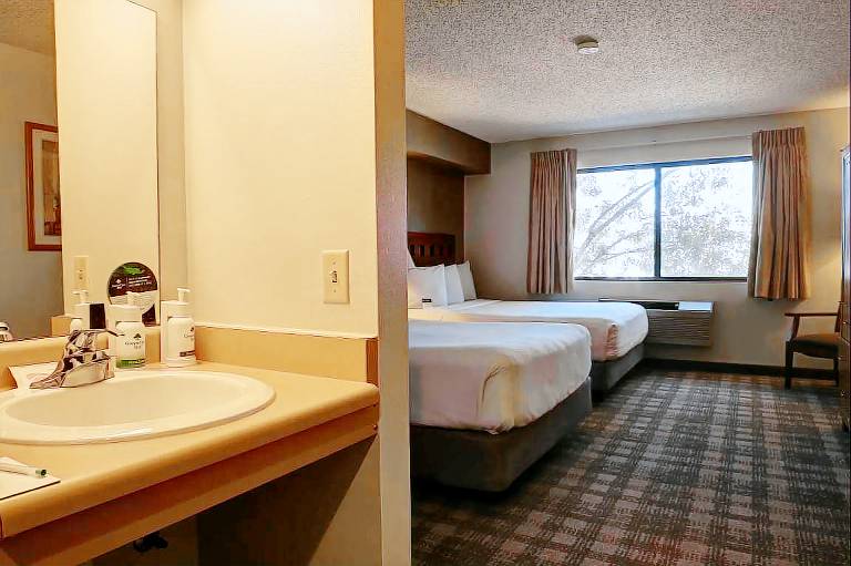 Best Western North I-25 Hotel — photo 4