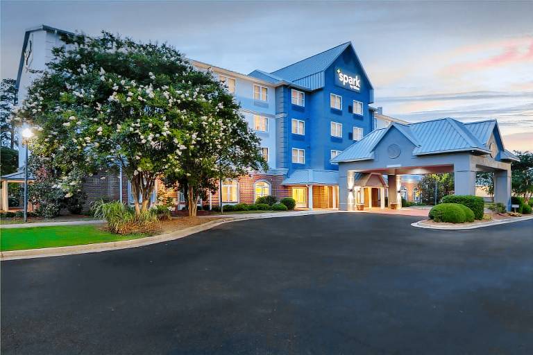 Spark by Hilton Orangeburg — photo 2