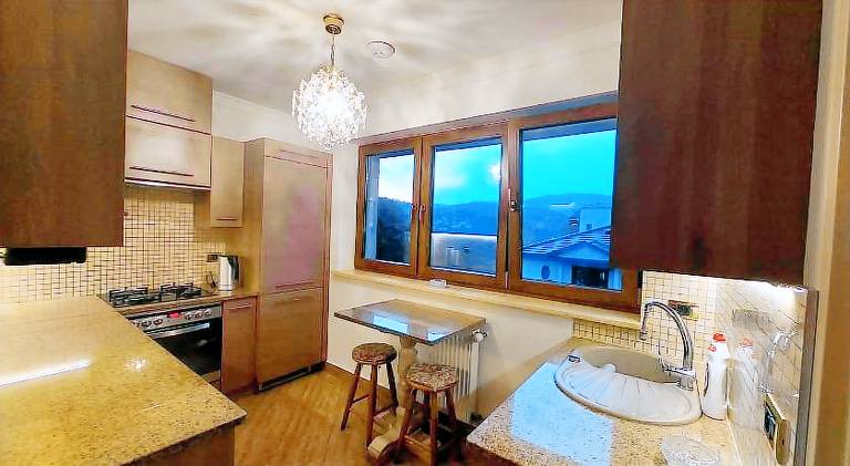 Villa with jacuzzi — photo 4