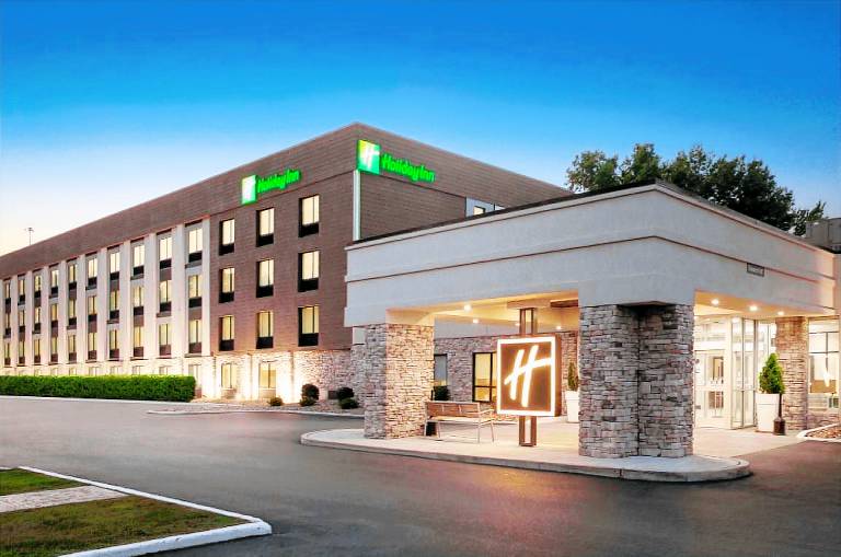 Holiday Inn Cleveland Mayfield Hotel By IHG