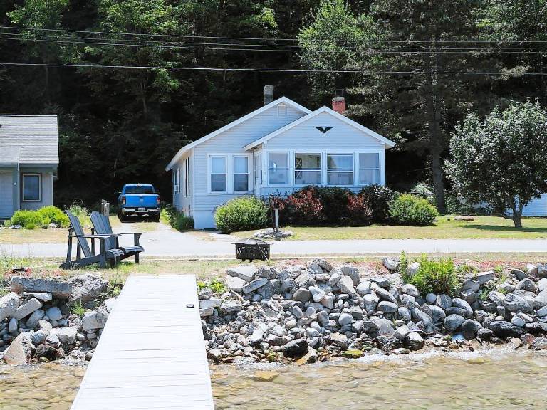 Cottage Crystal Lake