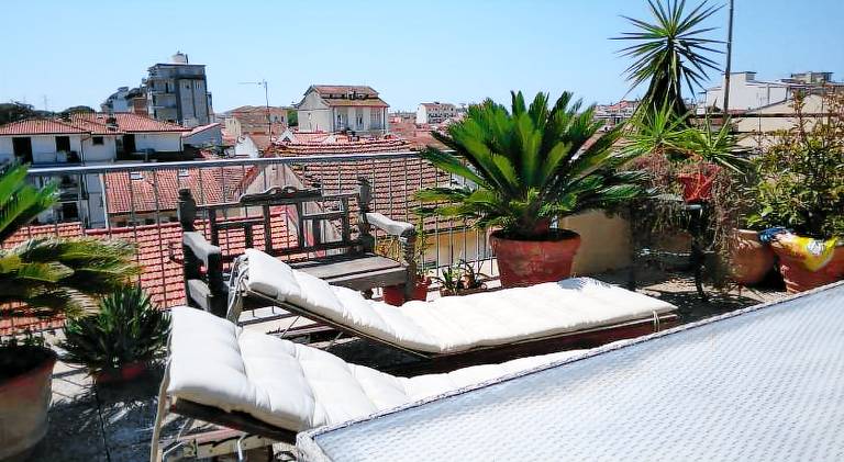 Beautiful holiday apartment with terrace | Pet-friendly — photo 2