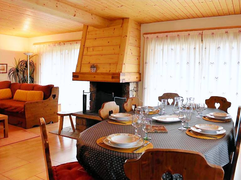 Apartment with 3 rooms for 8 persons in Courchevel