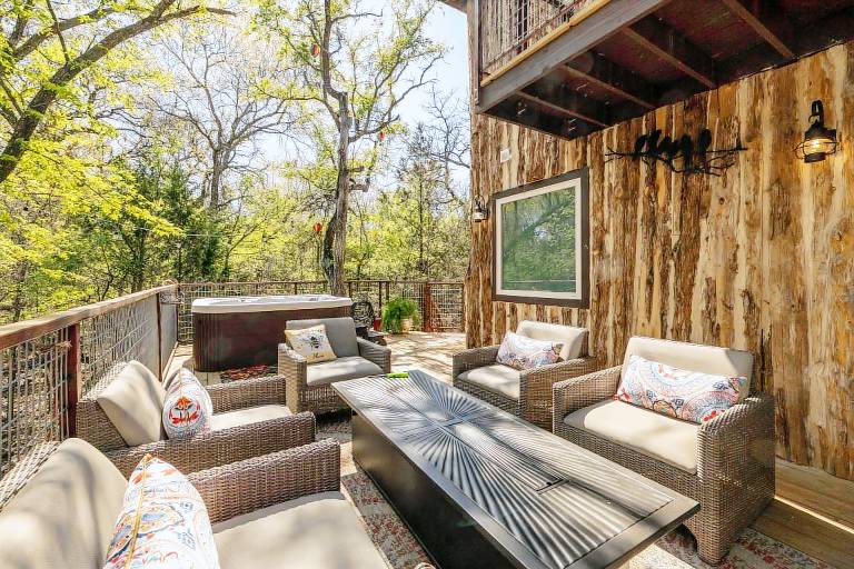 Cabin  Granbury