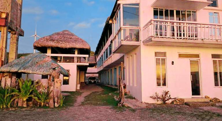 Sea Breeze Beach Resort — photo 4