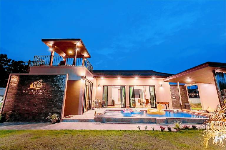 Villa with pool, garden & barbecue — photo 3
