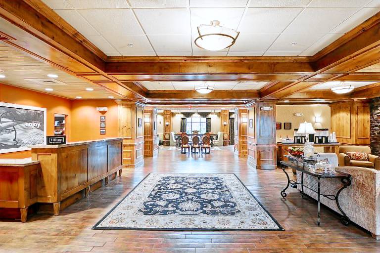 Hampton Inn & Suites New Hartford — photo 2