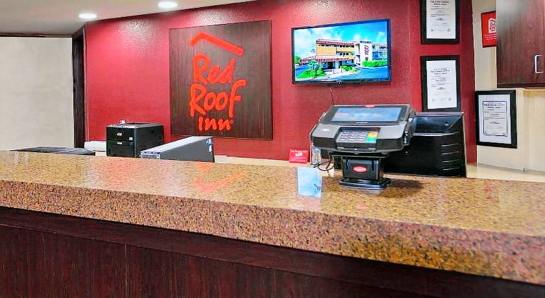 Red Roof Inn Corpus Christi South — photo 3