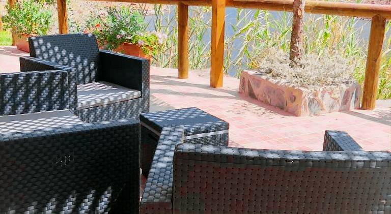 Pleasant vacation home with barbeque, garden & private pool | Pets allowed — photo 3