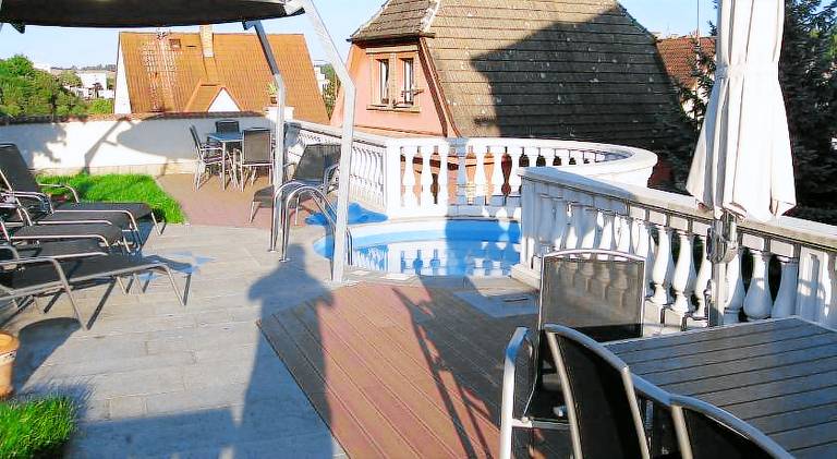 Rental apartment with patio & pool | Pets are welcome — photo 5