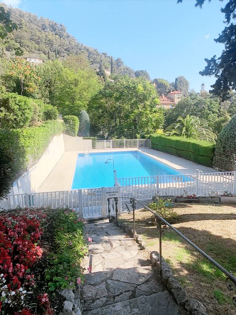 Nice 4 bedroom apartment with sea view - air conditioning - pool — photo 4