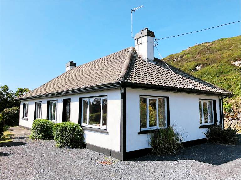 5 Bed in Clifden oc ii05854