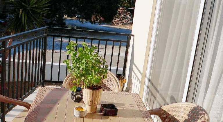 House with terrace & garden — photo 5