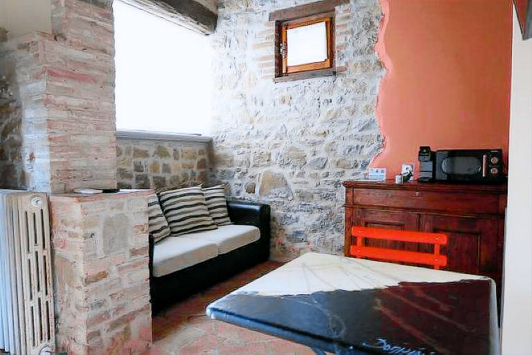 Bauernhof in Valfabbrica, Umbrien, Italien